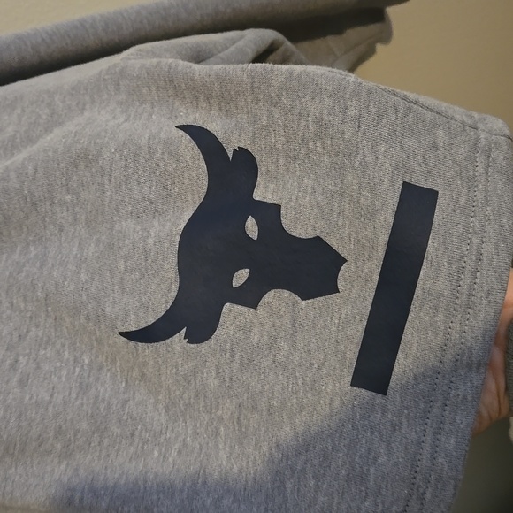Project Rock sweatshirt - Picture 2 of 5